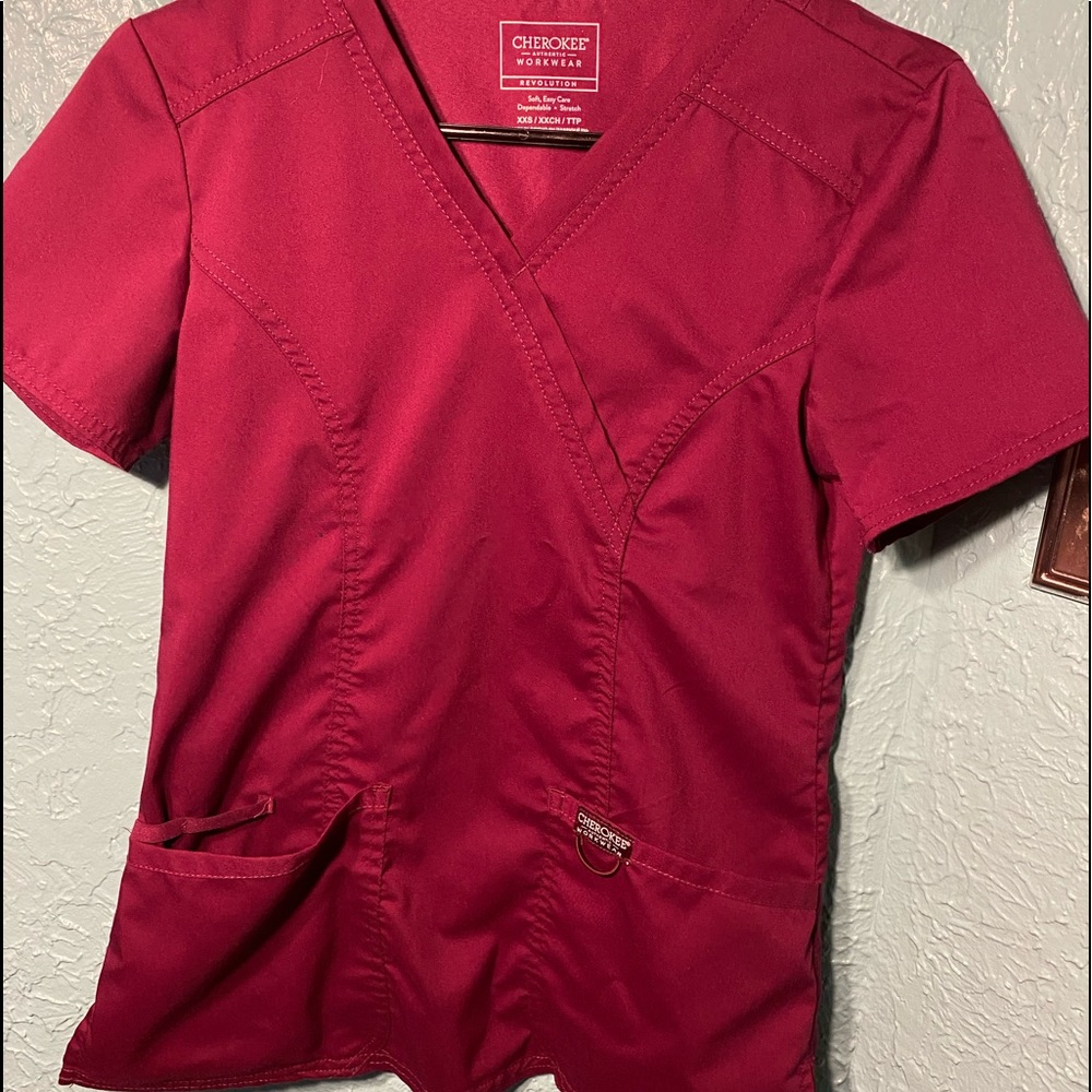 Cherokee Scrub Top